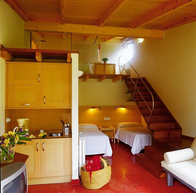 Bungalow Camping Los Manzanos Santa Cruz de Oleiros Zimmer foto